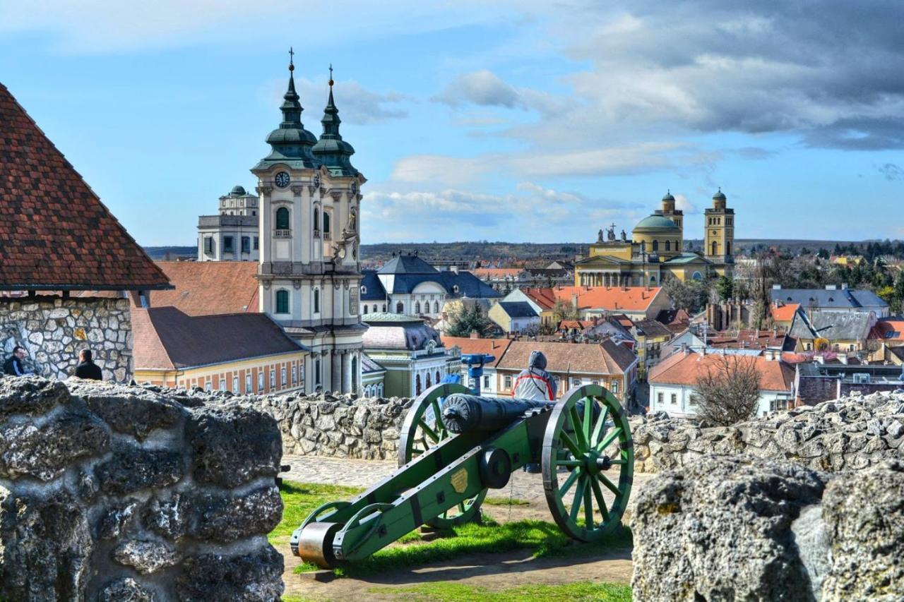 Отель Panorama Panzio Эгер Экстерьер фото